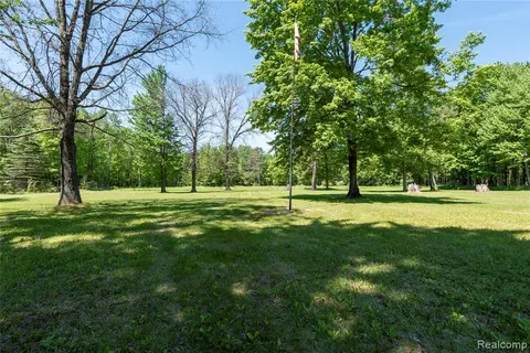 2091 N Athey, Harrison MI 48625 photo 5