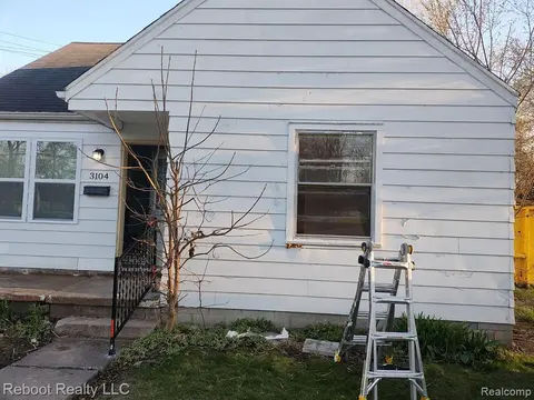 3104 Roberts Street, Saginaw MI 48601 3162 photo 1