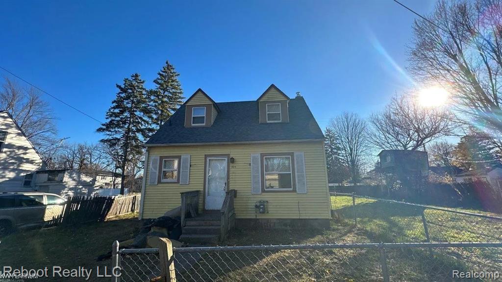 905 Pleasant Street, Saginaw MI 48602 5720 photo 1