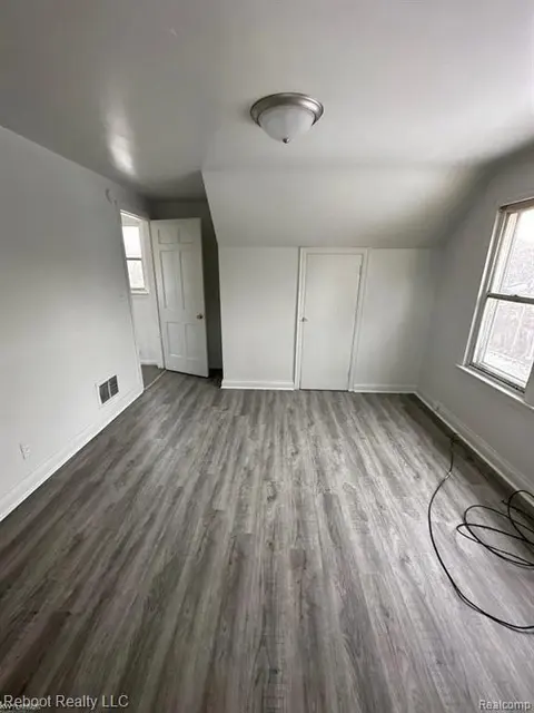 905 Pleasant Street, Saginaw MI 48602 5720 photo 5