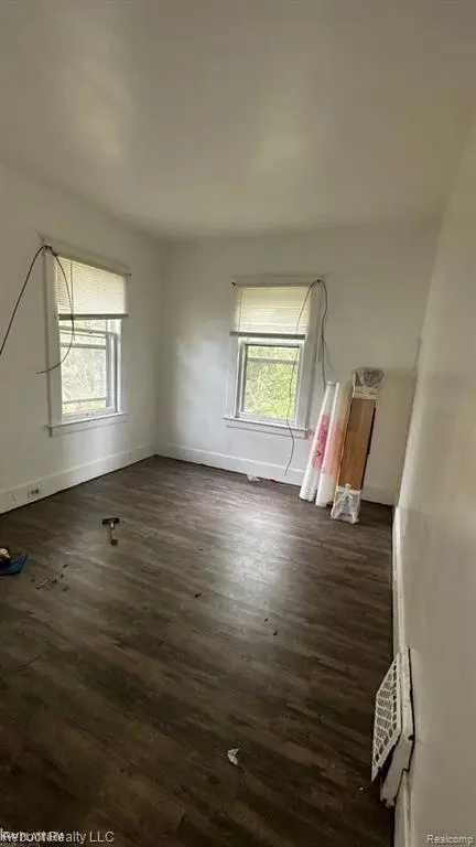 1928 Lincoln Avenue, Saginaw MI 48601 3303 photo 2