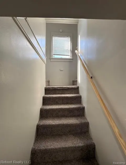 1823 Stanley Street, Saginaw MI 48602 1065 photo 2