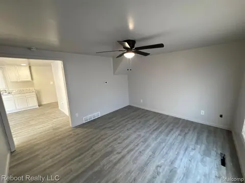 1823 Stanley Street, Saginaw MI 48602 1065 photo 4