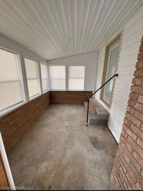 1823 Stanley Street, Saginaw MI 48602 1065 photo 5