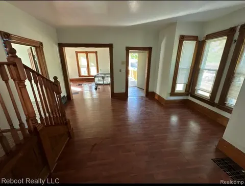 1814 Schaefer Street, Saginaw MI 48602 5534 photo 3