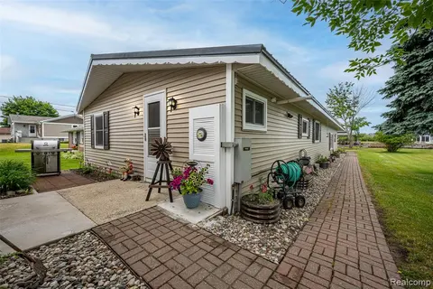 1656 S Riverside Drive, Au Gres MI 48703 9703 photo 5