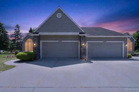 6095 Foxwood Court, Saginaw MI 48638 7390 photo 1