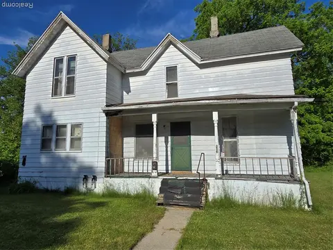 922 N 3rd Avenue, Saginaw MI 48601 1006 photo 1