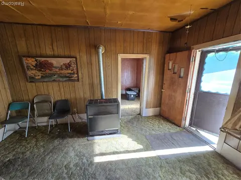 922 N 3rd Avenue, Saginaw MI 48601 1006 photo 3