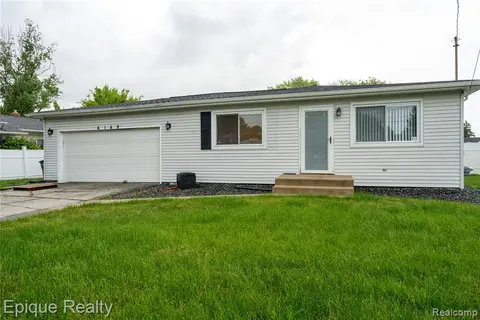 4149 Amelia Drive, Saginaw MI 48601 5004 photo 1