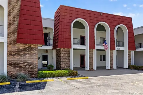 925 Kennely Road # 106, Saginaw MI 48609 6738 photo 1