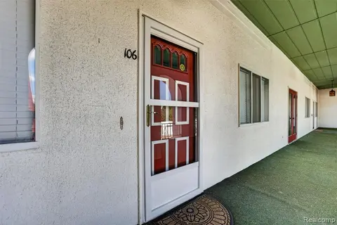 925 Kennely Road # 106, Saginaw MI 48609 6738 photo 2