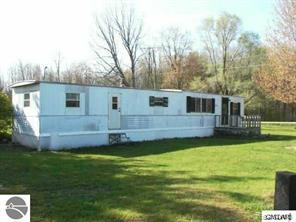 2556 N Ely Highway, Alma MI 48801 9659 photo 1