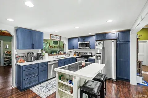 5793 Maple Grove Road, Silverwood MI 48760 9706 photo 3