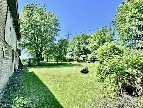 4800 Fargo Road, Croswell MI 48422 9303 photo 2