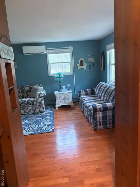 5315 E 8th Street, Au Gres MI 48703 9571 photo 2