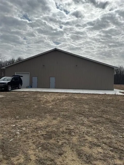 3701 Crooked Creek, Vassar MI 48768 photo 1