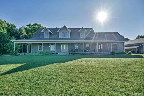14380 Dice Road, Hemlock MI 48626 8433 photo 2