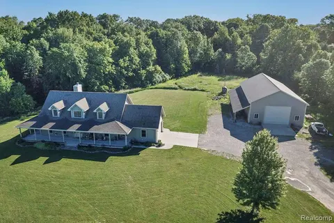 14380 Dice Road, Hemlock MI 48626 8433 photo 3