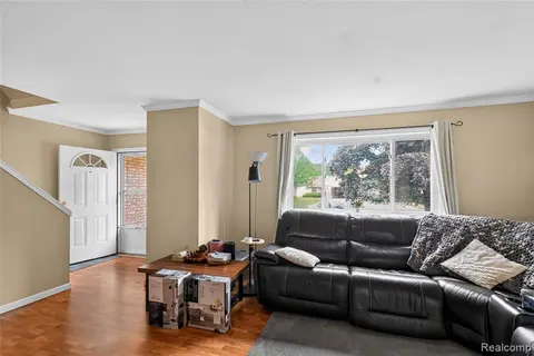 2312 Darwin Lane, Saginaw MI 48603 3456 photo 4