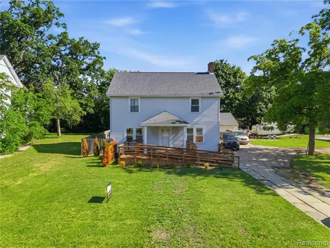 1624 Gratiot Avenue, Saginaw MI 48602 2631 photo 5