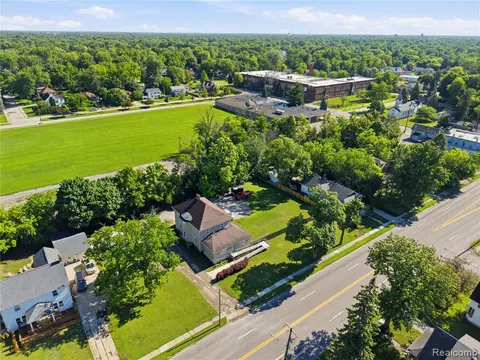 1610 Gratiot Avenue, Saginaw MI 48602 2631 photo 4