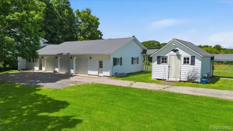 5726 Barnes Road, Millington MI 48746 8712 photo 5
