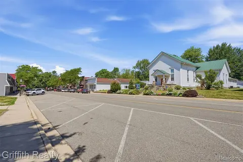 131 E Main Street, Vernon MI 48476 9112 photo 4