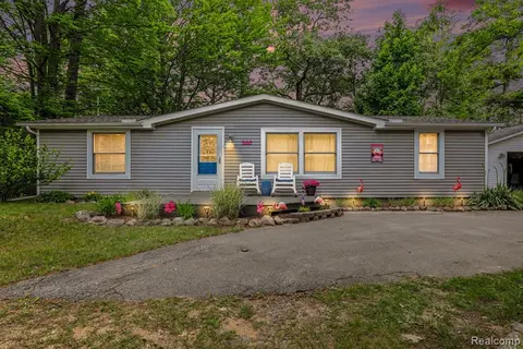 6830 Stephens Drive, Caseville MI 48725 9560 home for sale