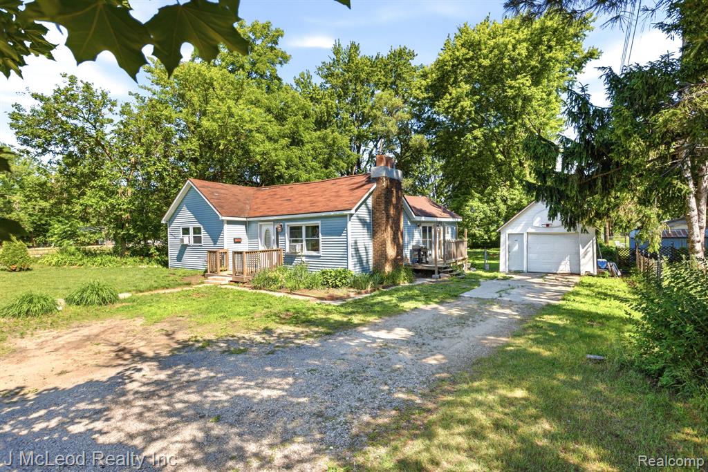 315 Butler Street, Vassar MI 48768 1713 photo 1