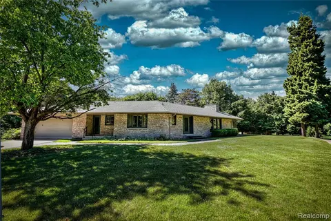 4646 Kennebec Drive, Cass City MI 48726 1021 photo 2