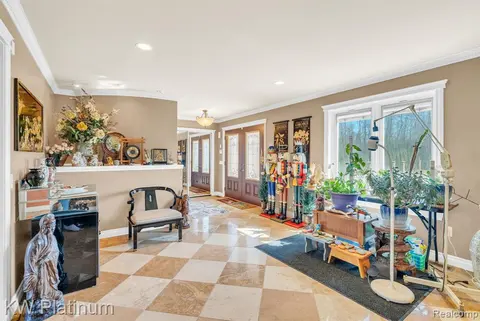 2235 S Lakeshore Road, Harbor Beach MI 48441 8910 photo 5