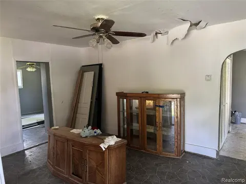 2418 Morris Street, Saginaw MI 48601 3946 photo 2