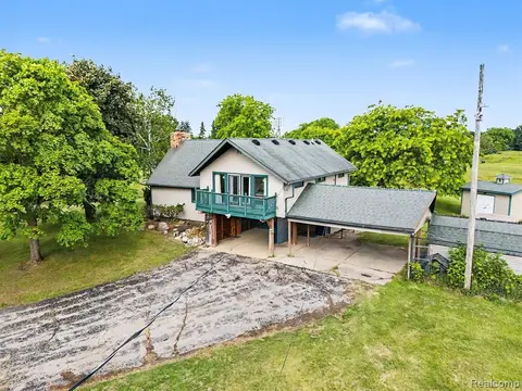 8751 Bath Road, Byron MI 48418 9784 photo 2