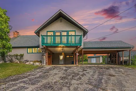 8751 Bath Road, Byron MI 48418 9784 photo 3