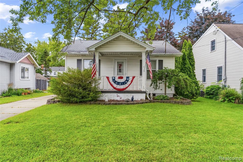 2018 Kollen Street, Saginaw MI 48602 2731 photo 1