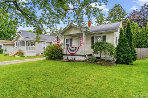 2018 Kollen Street, Saginaw MI 48602 2731 photo 3