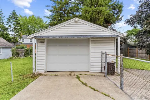 2018 Kollen Street, Saginaw MI 48602 2731 photo 4