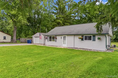 1843 Curtis Road, Birch Run MI 48415 8914 photo 3
