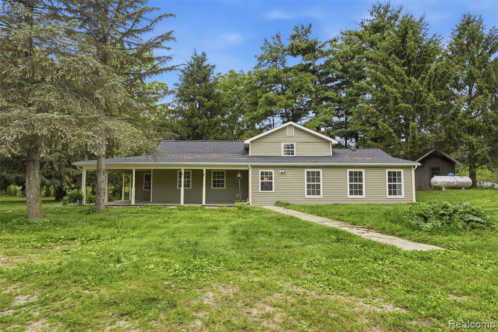 8573 W Lovejoy Road, Byron MI 48418 9745 photo 1