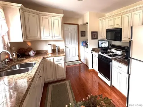6686 Schott Road, Mayville MI 48744 9550 photo 4