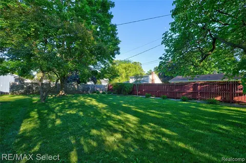 3825 Conklin Drive, Saginaw MI 48603 3186 photo 4