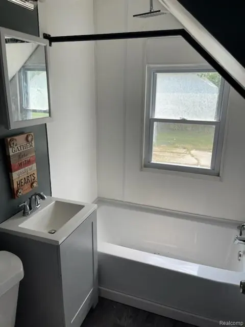 334 S 24th Street, Saginaw MI 48601 6334 photo 5