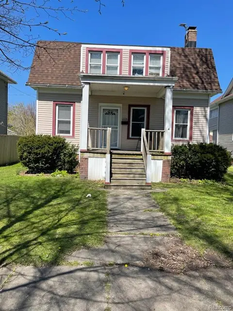 213 S Porter Street, Saginaw MI 48602 2323 home for sale