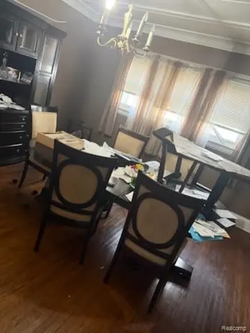 213 S Porter Street, Saginaw MI 48602 2323 photo 3