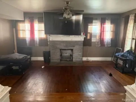213 S Porter Street, Saginaw MI 48602 2323 photo 5