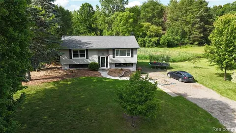 7915 Hillcrest Drive, Laingsburg MI 48848 9756 home for sale