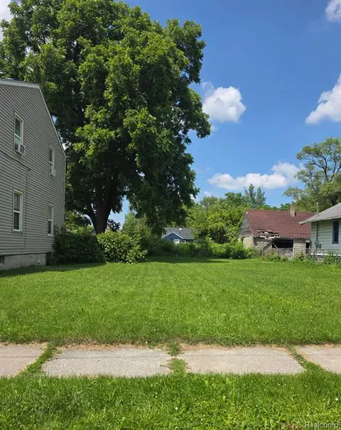 3407 Fulton Street, Saginaw MI 48601 3117 photo 2