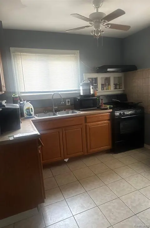 3407 Fulton Street, Saginaw MI 48601 3117 photo 3
