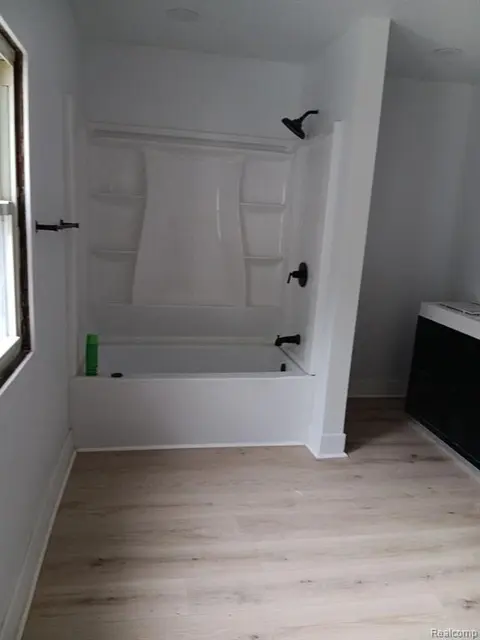 414 S Oakley Street, Saginaw MI 48602 2357 photo 5